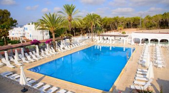 Cooee Cala Llenya Resort Ibiza