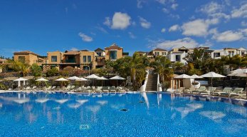 Hotel Suite Villa Maria Pool