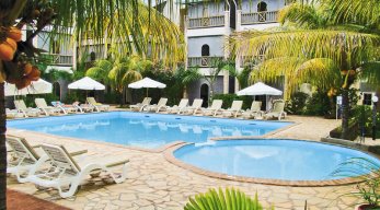 Le Palmiste Resort & Spa Pool